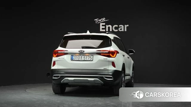 Kia Seltos id 4179759 из Кореи 14