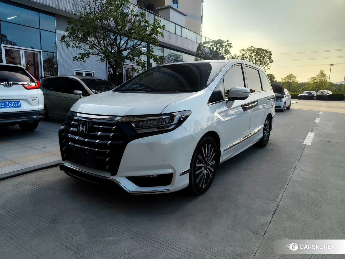 Honda Elysion 2021 Белый из Китая, фото 4