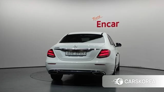 Mercedes-Benz E-Class W213 id 4652270 из Кореи 27