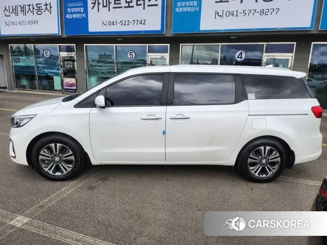 Kia The New Carnival id 3039099 из Кореи 14