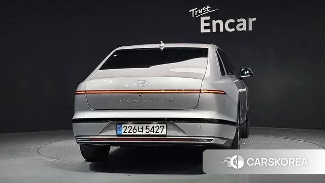 Hyundai Grandeur (GN7) id 3457717 из Кореи 14