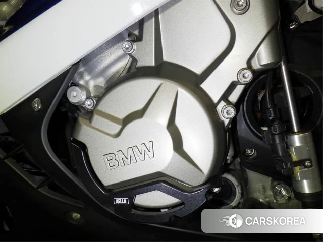 Engine photo