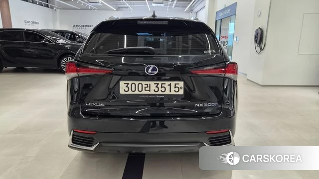 Lexus NX300h id 4338469 из Кореи 14