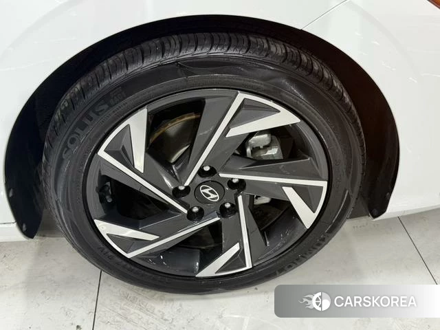 Hyundai Elantra id 4276220 из Китая 11