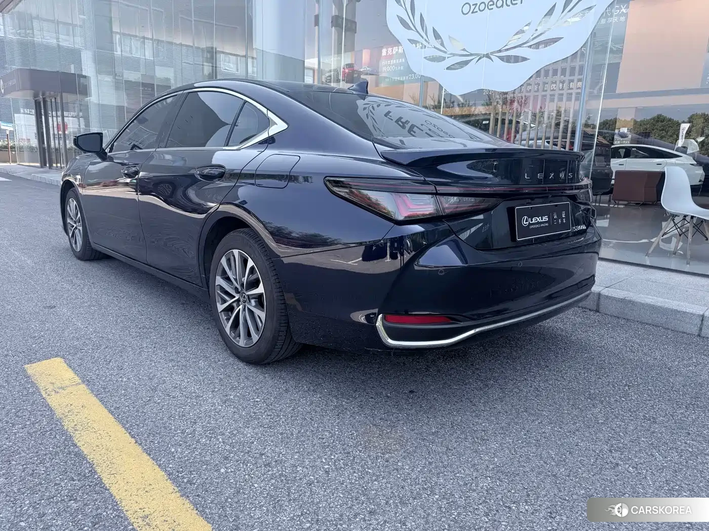 Lexus ES id 4622472 из Китая 10