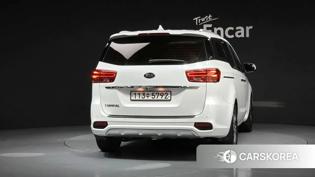 Kia The New Carnival id 4471622 из Кореи 27