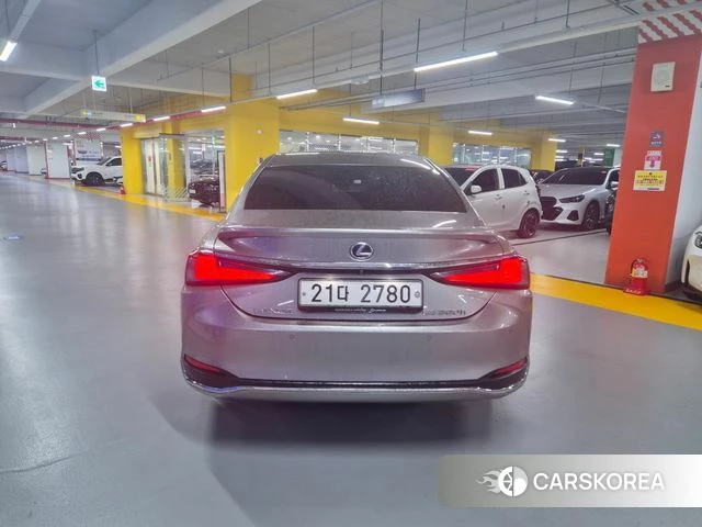 Lexus ES300h 7th generation id 4605238 из Кореи 12
