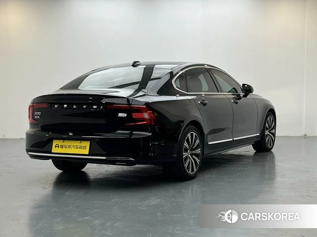 Volvo S90 PHEV id 4211262 из Китая 14