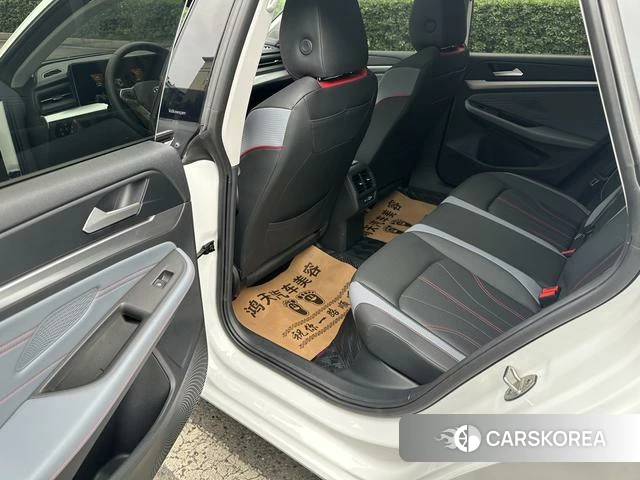 Volkswagen Lingdu 2025 Белый из Китая, фото 5