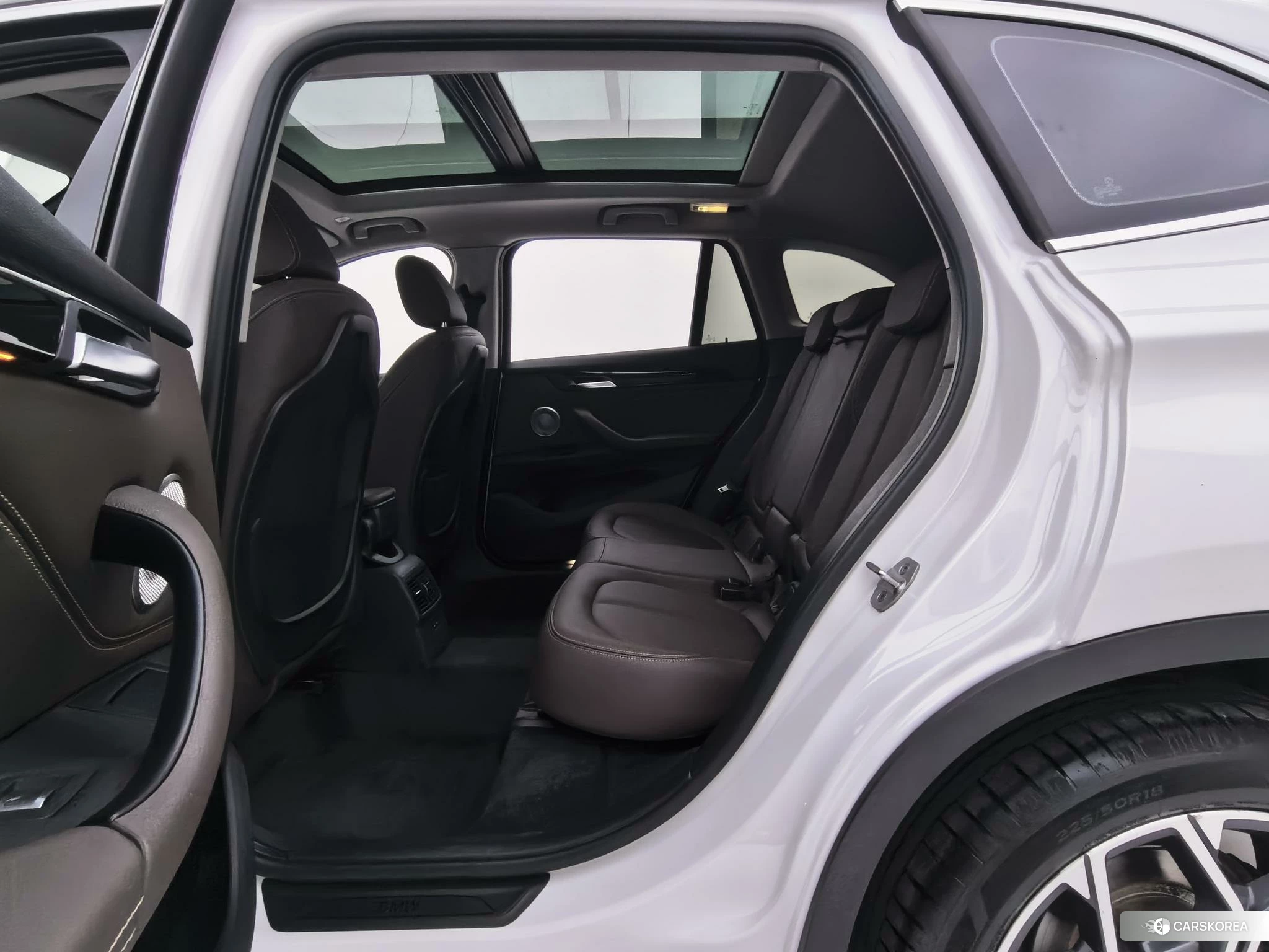 BMW X1 id 4473444 из Китая 29