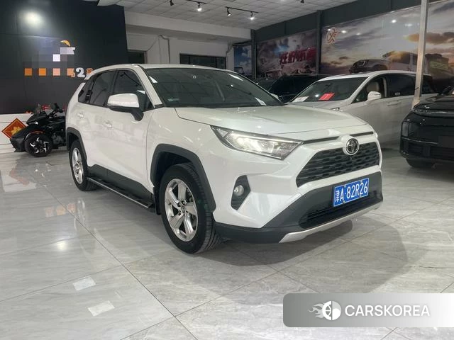 Toyota RAV4 Rongfang 2022 Белый из Китая, фото 4