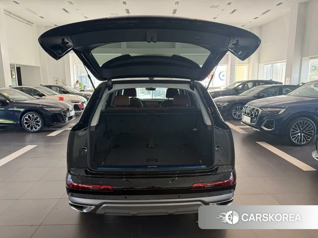 Audi Q7 id 4208611 из Китая 11