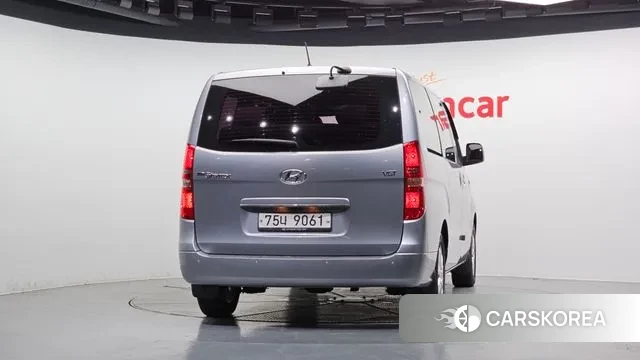 Hyundai The New Grand Starex id 3238972 из Кореи 14