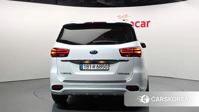 Kia The New Carnival id 4285412 из Кореи 14