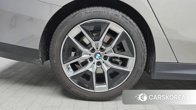 BMW 5 Series (G60) id 4578595 из Кореи 25