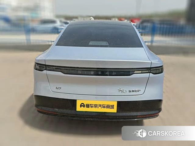 Nissan N7 2025 Серебристо-серый из Китая, фото 4