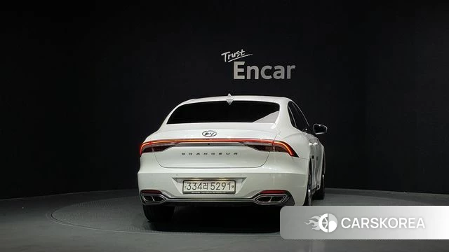 Hyundai The New Grandeur IG id 4502007 из Кореи 28