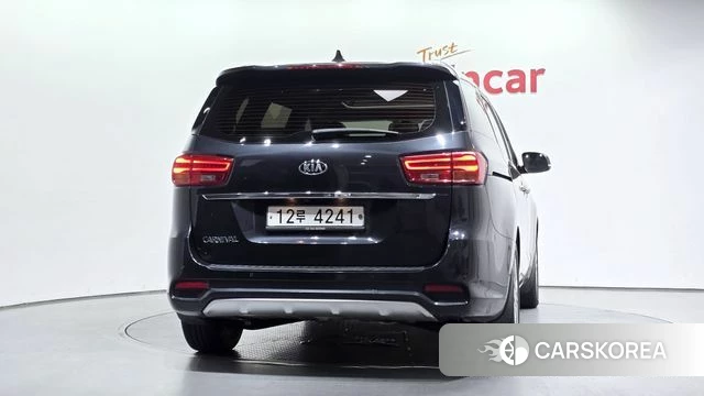 Kia The New Carnival id 4582116 из Кореи 27