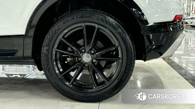 Audi Q2L 2021 Белый из Китая, фото 4