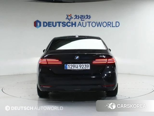 BMW 5 Series (G60) id 3909280 из Кореи 14