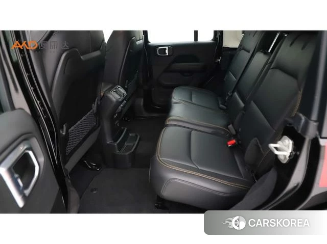 Jeep Wrangler 2025 Черный из Китая, фото 4
