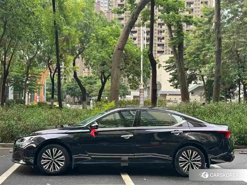 Nissan Altima 2024 Черный из Китая, фото 4