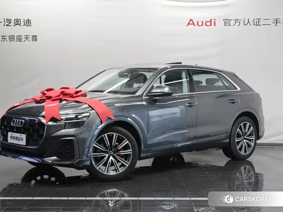 Audi Q8 2026 Silver/gray из Китая, фото 5