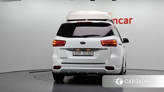 Kia The New Carnival id 4483178 из Кореи 14