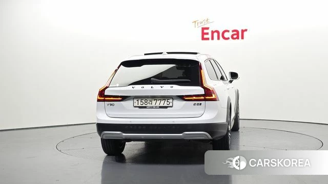 Volvo V90 Cross-Country id 3799011 из Кореи 14