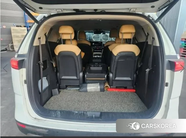 Kia Carnival 4th generation 2023 Белый из Кореи, фото 4