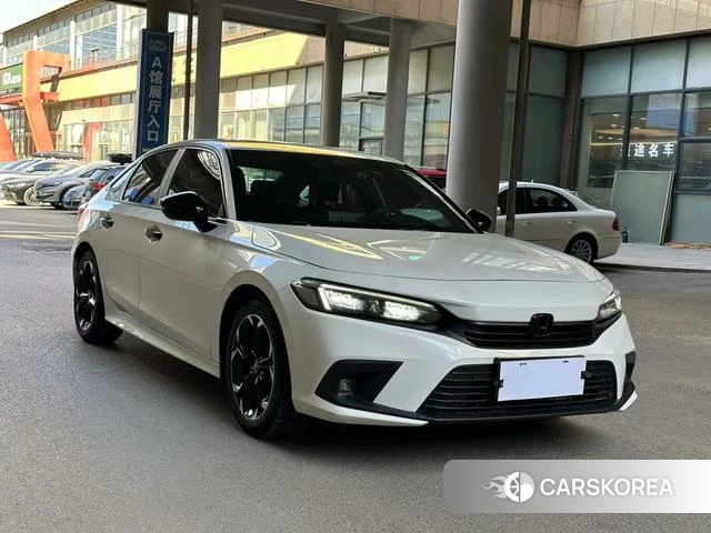 Honda Civic 2023 Белый из Китая, фото 4
