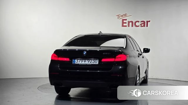 BMW 5 Series (G30) id 4488854 из Кореи 27