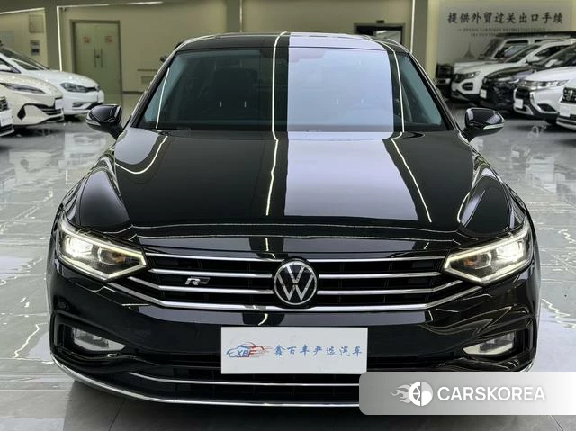 Volkswagen Magotan 2022 Черный из Китая, фото 6
