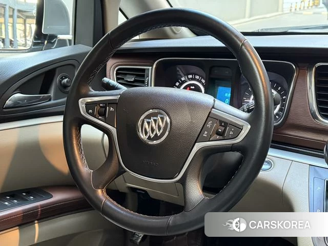 Buick GL8 id 4213294 из Китая 8