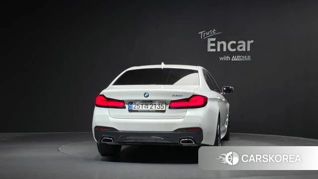 BMW 5 Series (G30) id 4834845 из Кореи 26