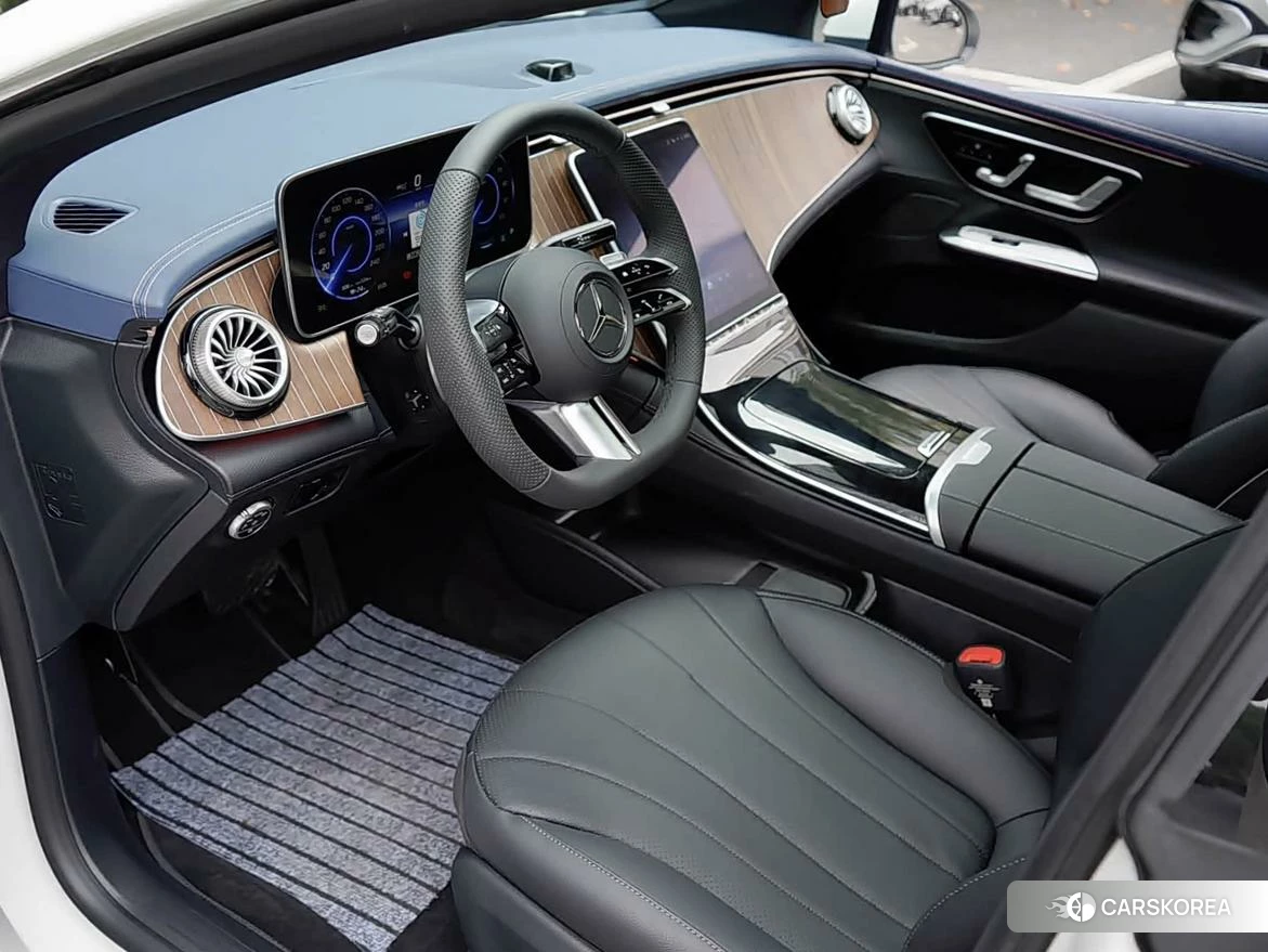 Mercedes-Benz EQE id 4487132 из Китая 11