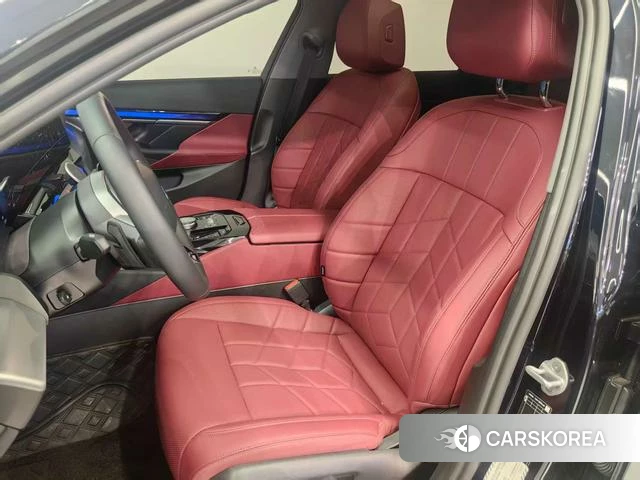 BMW 5 series 2025 Черный из Китая, фото 6
