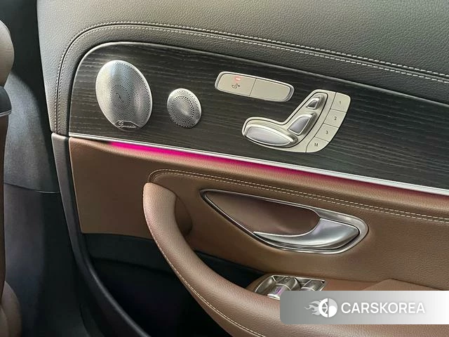 Mercedes-Benz E-class id 4220972 из Китая 15