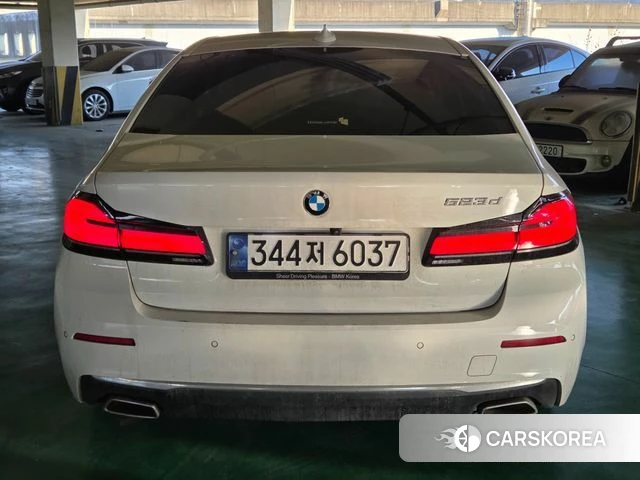 BMW 5 Series (G30) id 3889219 из Кореи 14