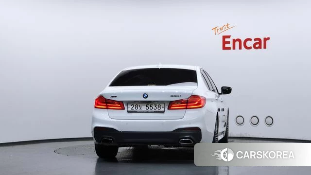BMW 5 Series (G30) id 4689376 из Кореи 26