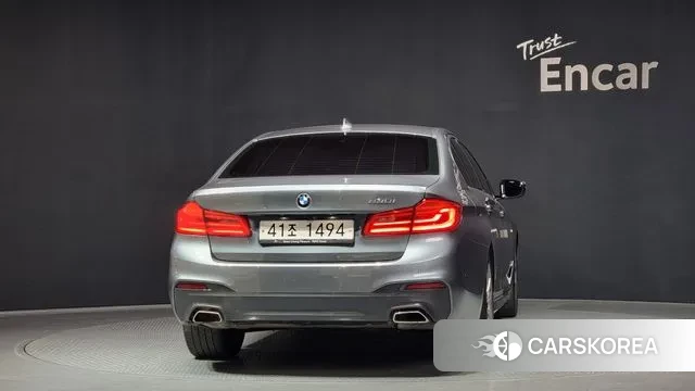 BMW 5 Series (G30) id 3345464 из Кореи 14