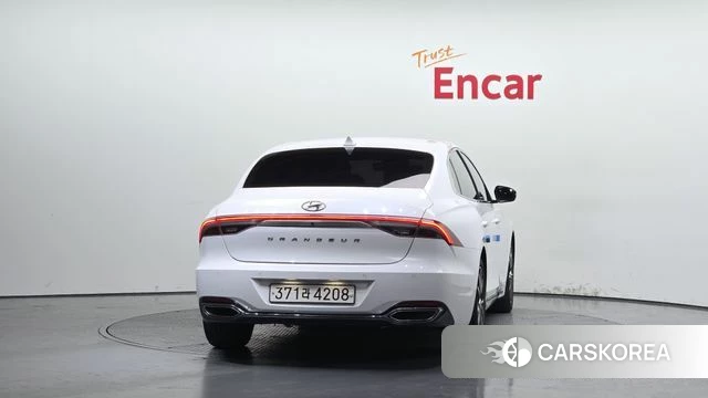 Hyundai The New Grandeur IG id 4397105 из Кореи 24