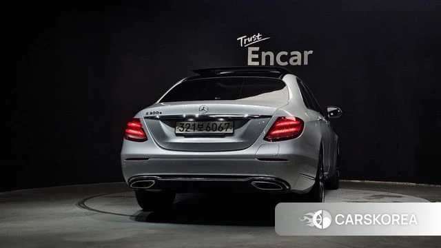 Mercedes-Benz E-Class W213 id 4632740 из Кореи 28