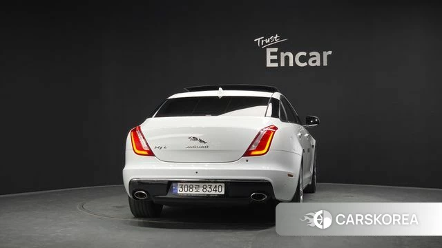 Jaguar All New XJ id 4632708 из Кореи 14