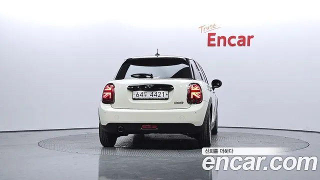 Mini Cooper id 2652984 из Кореи 14