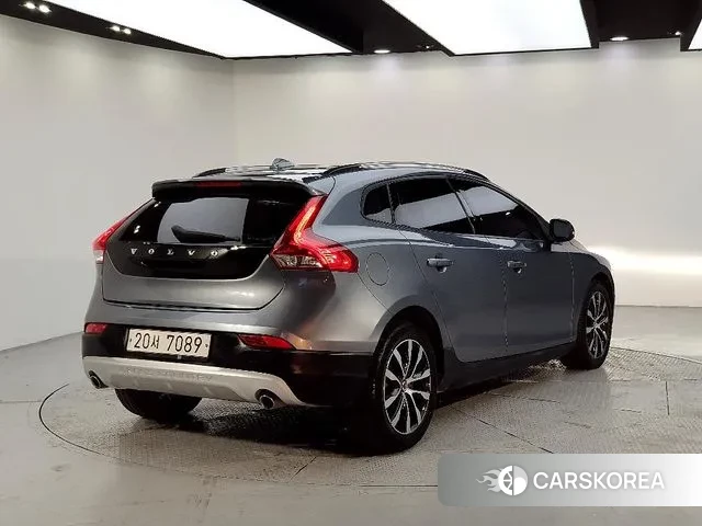 Volvo V40 Cross-Country id 3479996 из Кореи 14