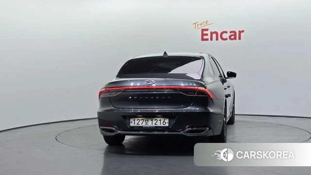 Hyundai The New Grandeur IG Hybrid id 4619977 из Кореи 14