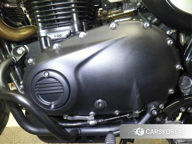 Engine photo