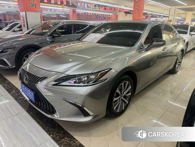 Lexus ES 2021 Шампань из Китая, фото 4