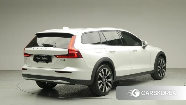 Volvo V60 Cross-Country 2nd Generation id 4248143 из Кореи 14
